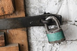 Będą kontrole piwnic w całym kraju po pożarze w Poznaniu. Kiedy się rozpoczną?