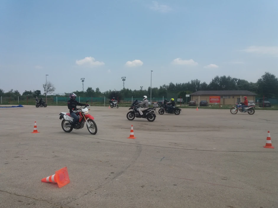 Atmosfera na Adi Huji