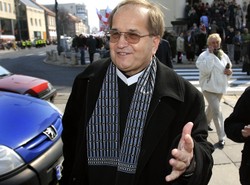 Rydzyk pozwany w trybie wyborczym