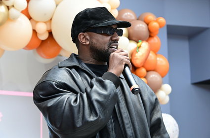 Kanye West chce wrócić do gry. Wskrzesił swoją pierwszą markę modową