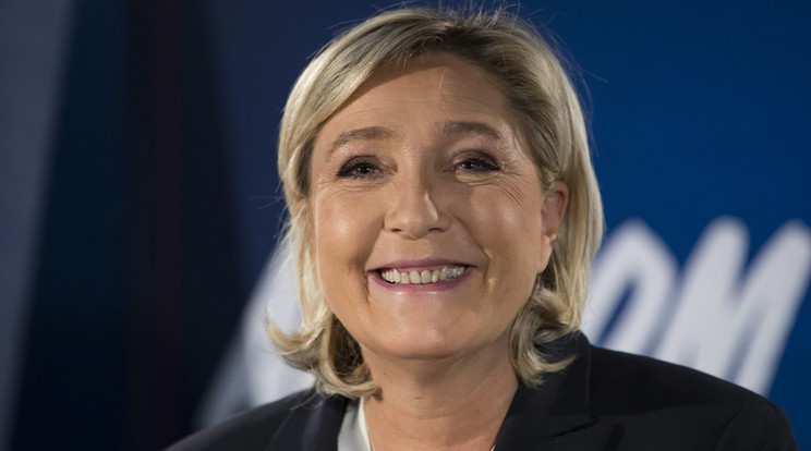 Marine Le Pen lemondott pártelnökségéről, hogy a francia elnökválasztásra koncentrálhasson /Fotó: MTI