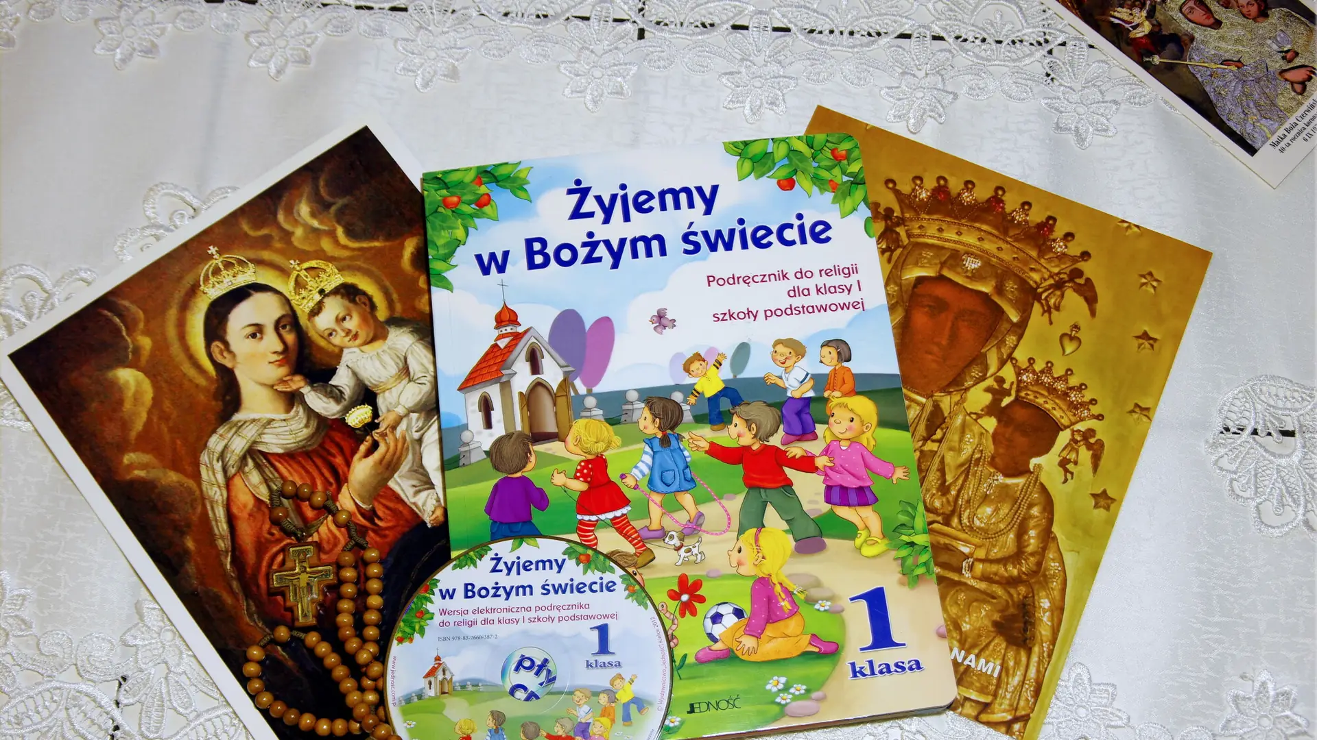 "Katechetka sprawdza w piątek dzieciom kanapki. Jeżeli są z mięsem, to lądują w śmietniku"