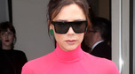 Victoria Beckham w różowej stylizacji