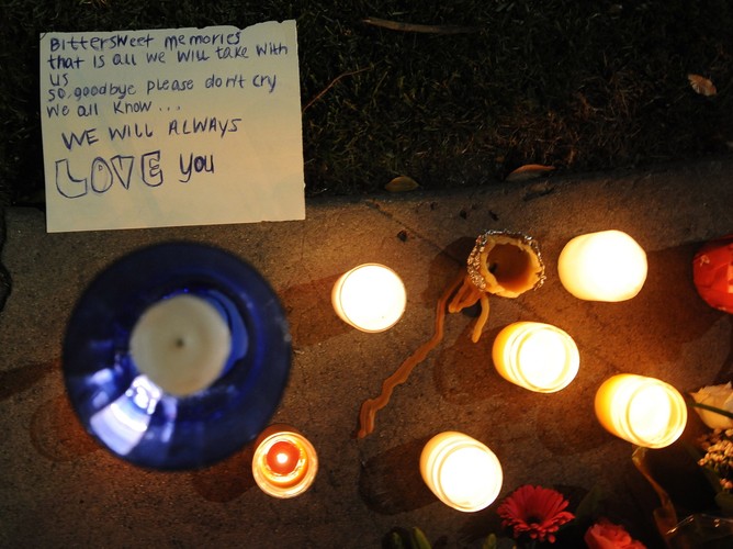 Fani żegnają Whitney Houston