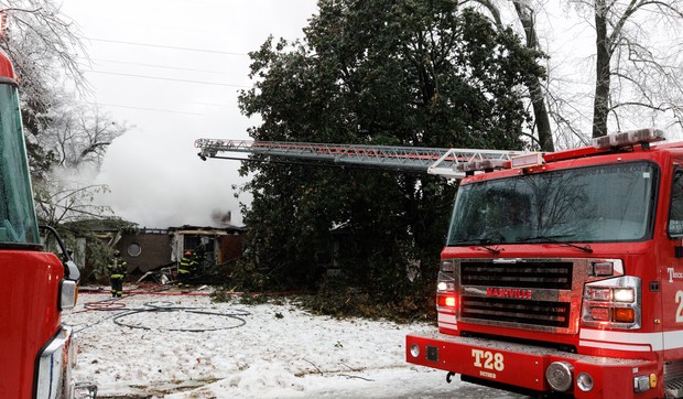 Vatrogasci - ilustracija