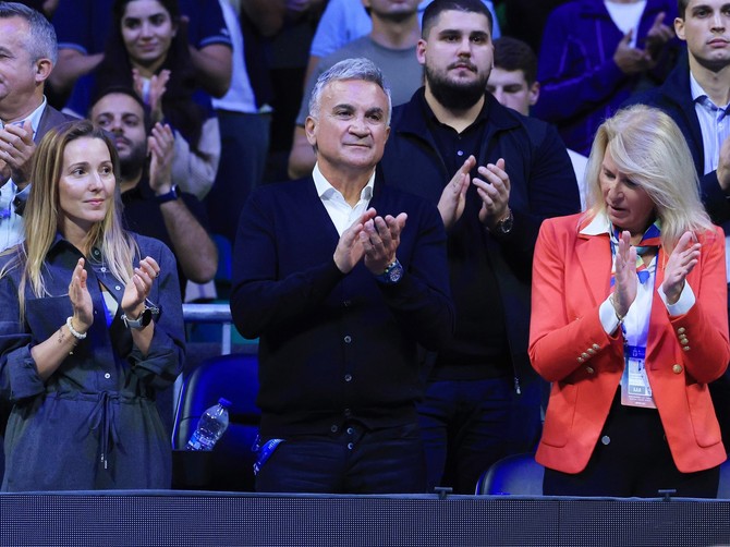 Jelena Đoković za finale u Atini obukla najpraktičniji jesenji komad