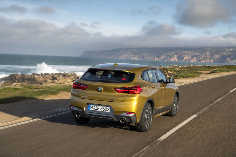 BMW X2 - SUV z genami coupe