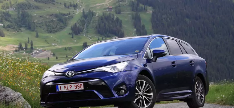 Nowa Toyota Avensis 1,8 Valvematic - wolnossący znaczy nowoczesny i oszczędny