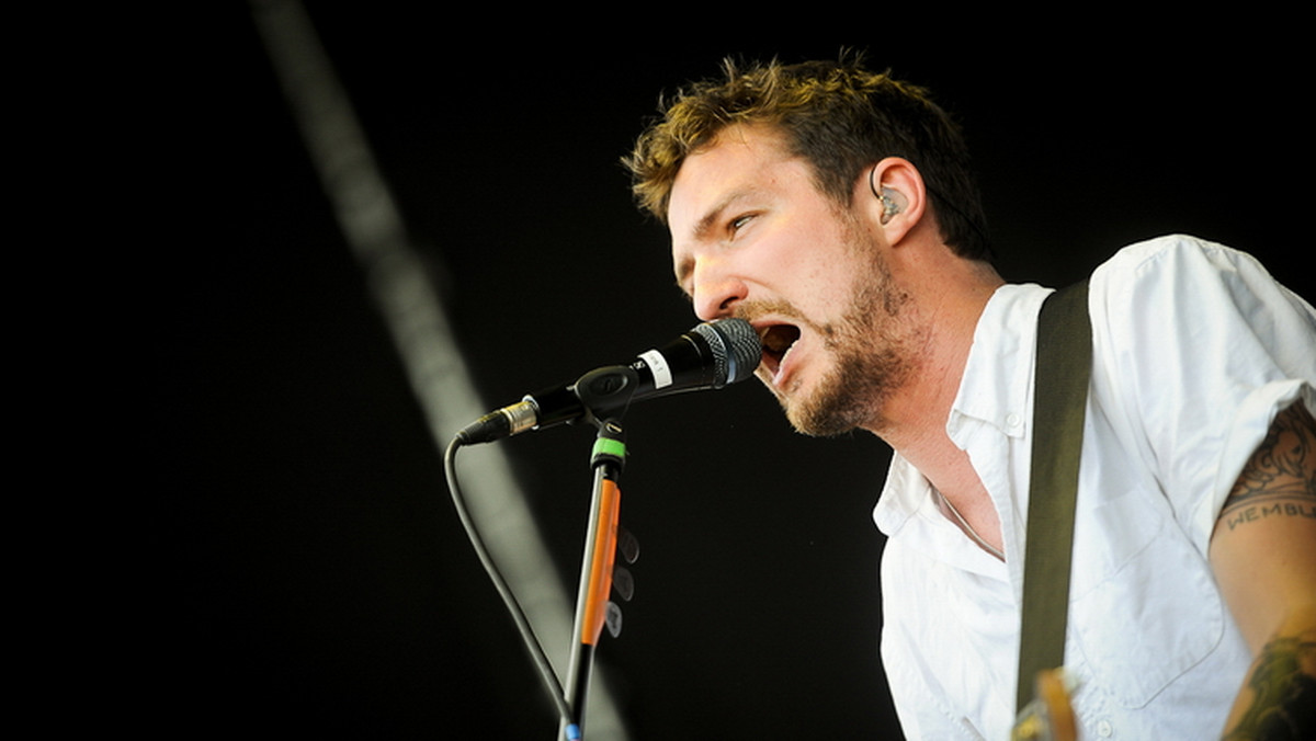 Frank Turner &amp; The Sleeping Souls wystąpią w Polsce. Wokalista wraz z zespołem 15 kwietnia zagra na warszawskim Firleju, a dzień później - w Proximie. Bilety na wydarzenia trafią do sprzedaży 15 stycznia.