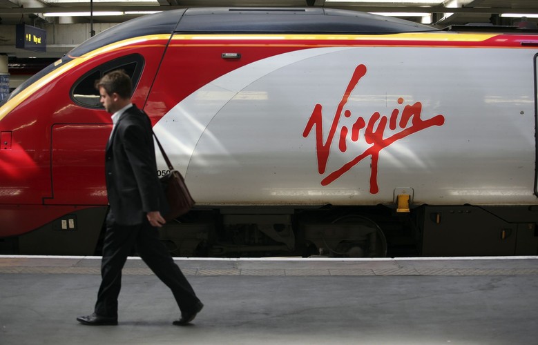 Virgin Group to dzieło życia ekscentrycznego brytyjskiego miliardera Richarda Bransona. Brytyjski koncern działa dziś w takich branżach jak transport, turystyka, rozrywka oraz telekomunikacja. Nazwa firmy powstała, gdy Branson wraz ze swoim partnerem zakładali swój pierwszy biznes – sklep muzyczny. Obydwaj uważali się wówczas za „dziewice” (ang. „virgins”) w potężnym świecie biznesu.