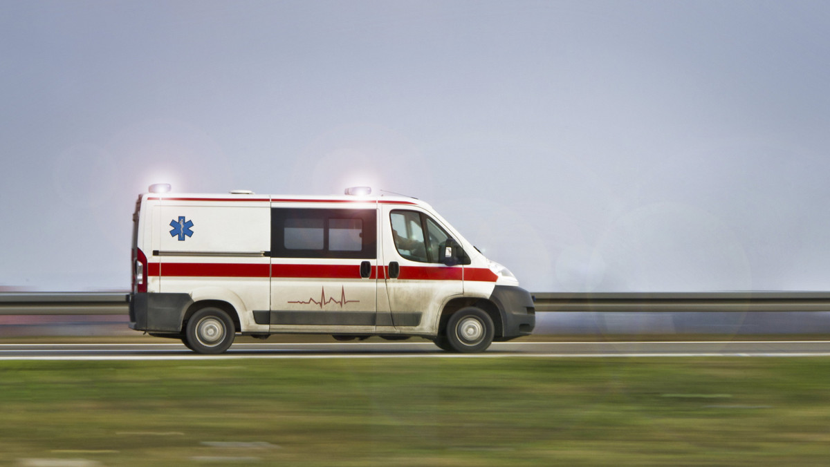 Tragedia na autostradzie A2 w okolicach węzła Łódź-Północ. W wyniku wypadku zginęła jedna osoba. Na miejscu występują poważne utrudnienia dla kierowców - informuje TVN24.