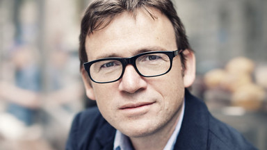 David Nicholls: "mamy potrzebę słuchania historii"