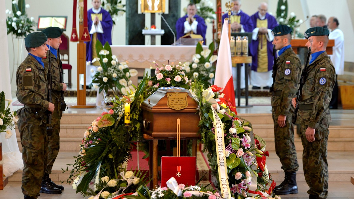 Na cmentarzu w Jarosławiu odbył się pogrzeb Stanisławy Śledziejowskiej-Osiczko, więźniarki niemieckiego obozu koncentracyjnego w Ravensbrueck - ofiary przeprowadzanych tam eksperymentów medycznych. Miała 92 lata.