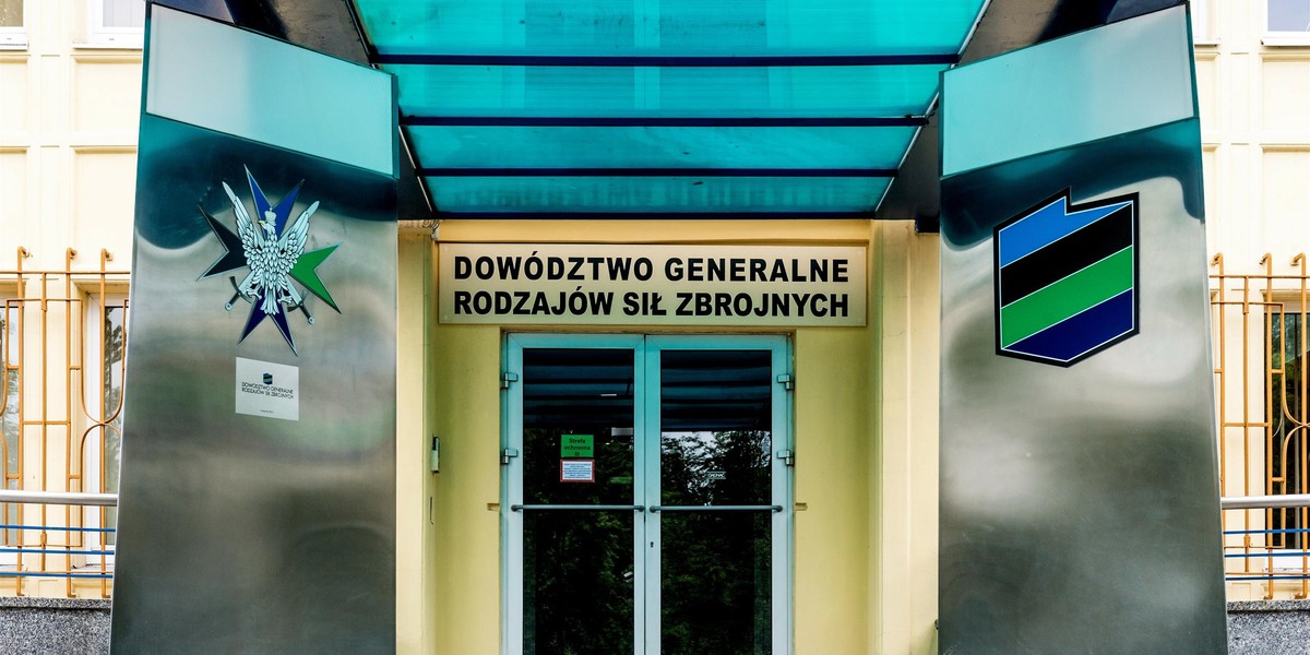 Ilu żołnierzy zawodowych odeszło z DG RSZ?