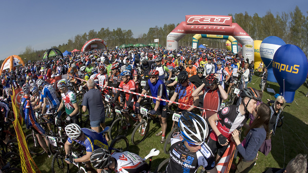 W tym roku w pierwszej, wrocławskiej edycji Eska Bike Maratonu wystartowała rekordowa liczba zawodników - 1610 osób. Sprzyjała temu piękna, słoneczna pogoda, ale także szybka, płaska trasa, która przyciągnęła wielu nowych miłośników jazdy na rowerze.