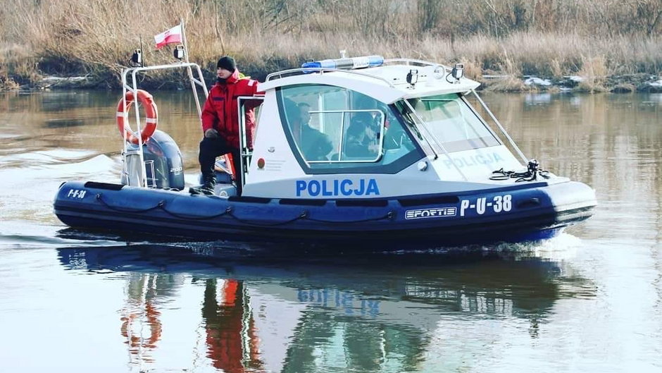 Z Warty wyłowiono ciało kobiety. Policja: konieczne będą badania DNA