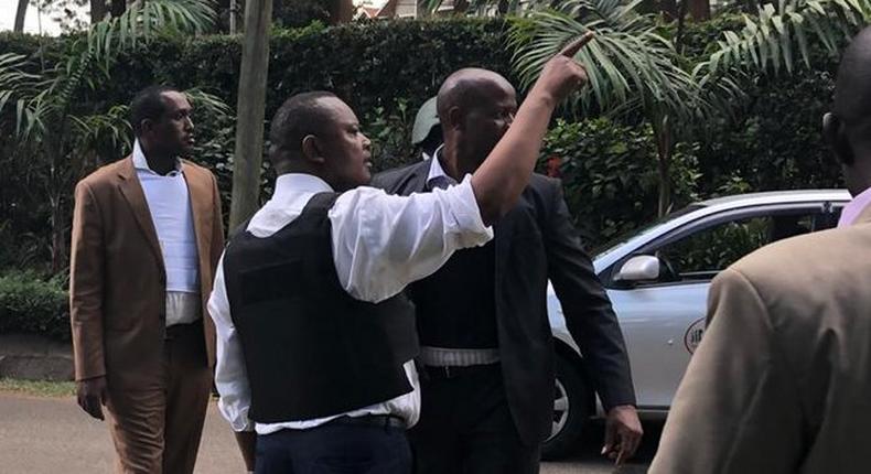 DCI boss George Kinoti at the Dusit complex directing his officers (Twitter)