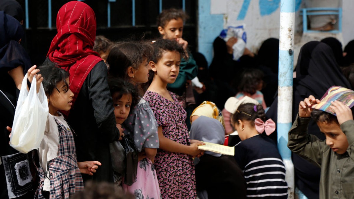 Świat wkracza w "humanitarną pętlę zagłady"