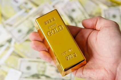 Ceny złota pną się do rekordowych poziomów. Niektórzy nie dowierzają