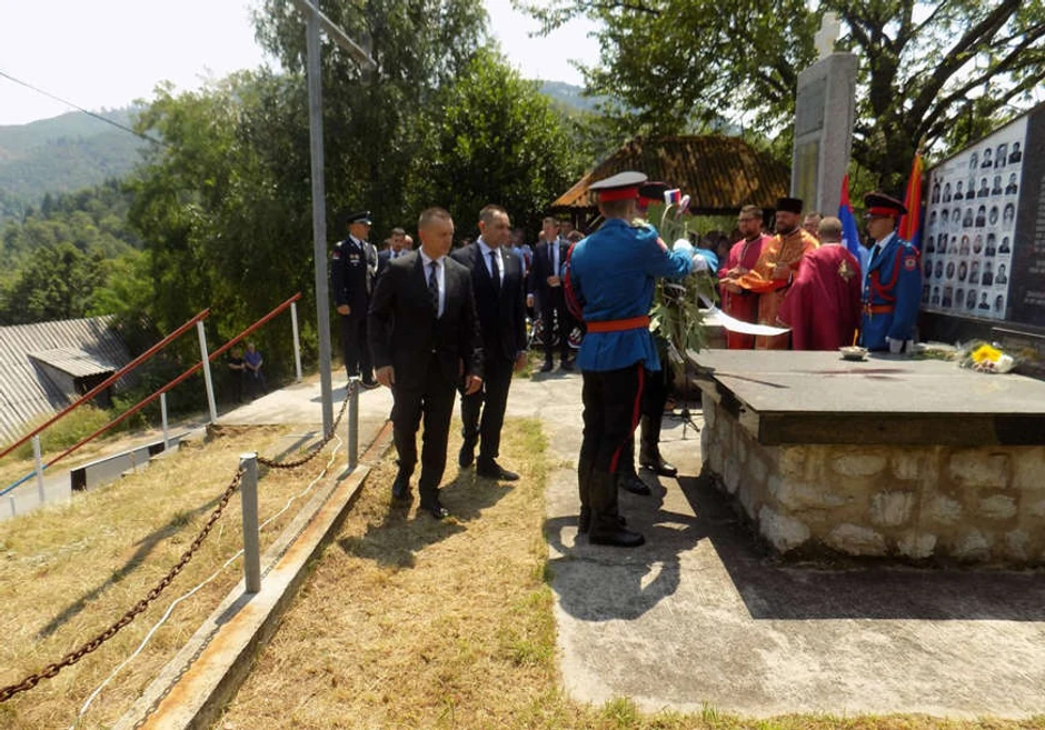 Obeležavanje u Zalazju kod Srebrenice 