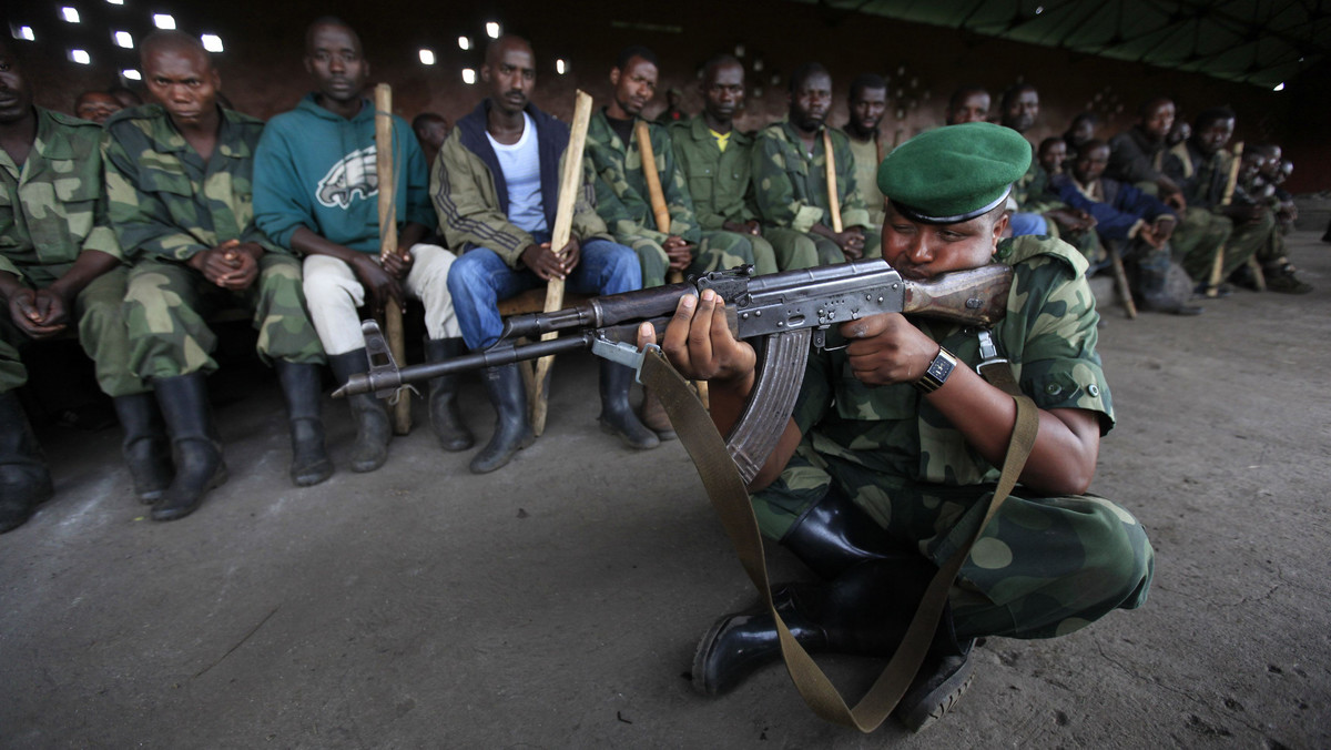 Śmigłowce sił pokojowych ONZ w Demokratycznej Republice Konga ostrzelały na wschodzie kraju pozycję rebeliantów z ugrupowania M23, wspierając działania wojsk rządowych - poinformowały lokalne władze.