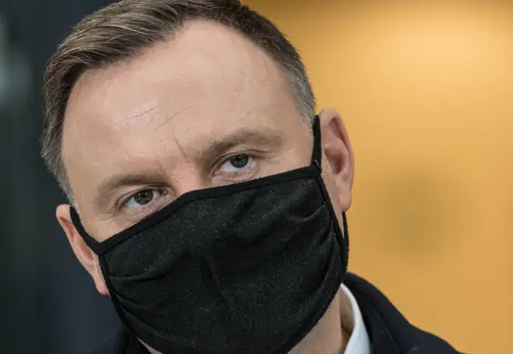 Hasło "Andrzej Duda debil" znika z wyszukiwarki. Google mówi o łamaniu regulaminu