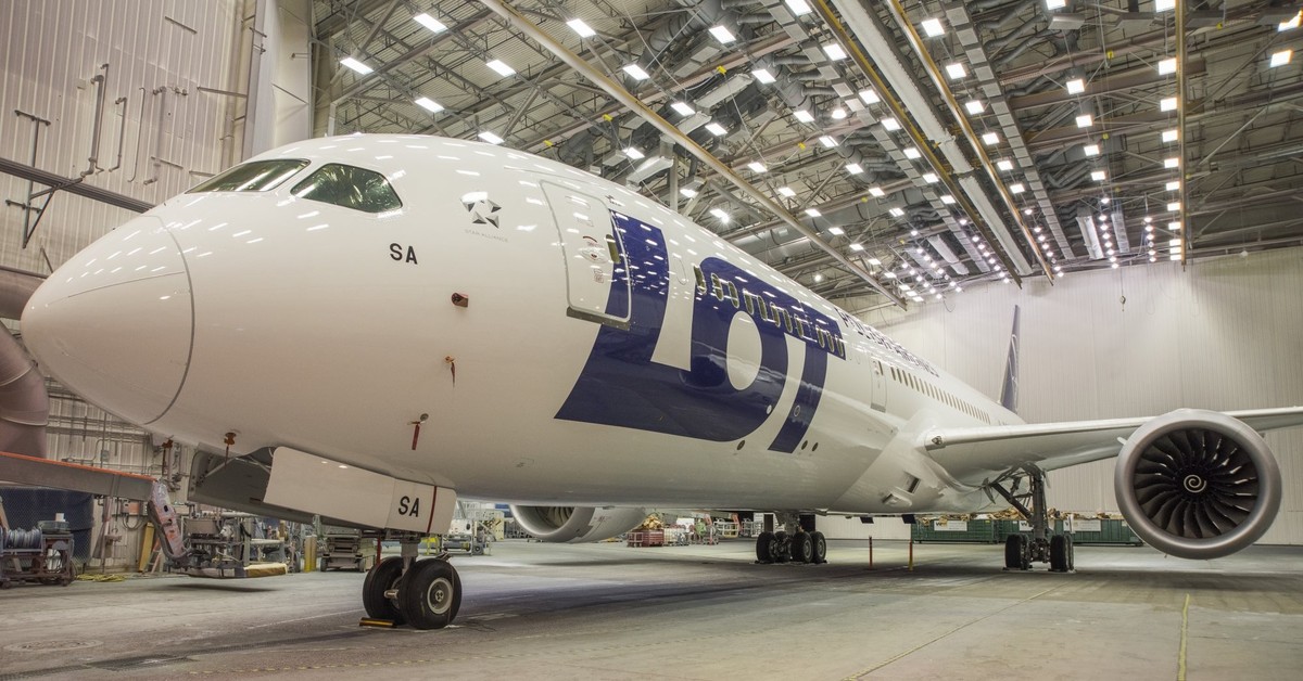 Polski Dreamliner uziemiony w Miami. Zniszczony kadłub. Wiemy, co dalej