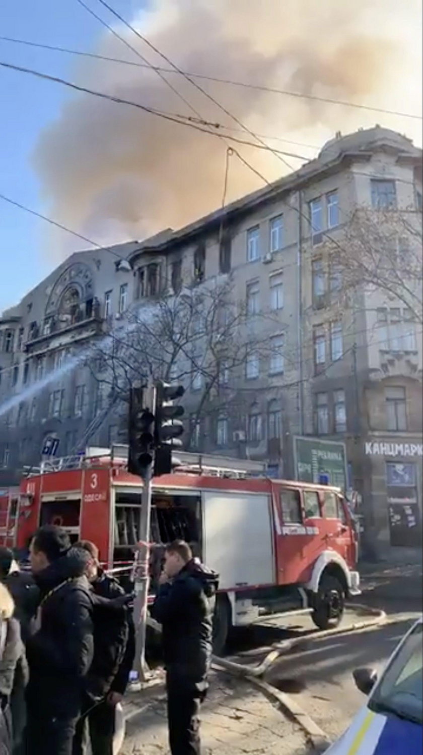 Dziesięć ofiar śmiertelnych pożaru szkoły w Odessie