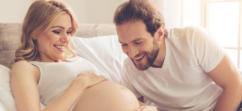 10 rzeczy, które ty i twój partner musicie zrobić w ostatnim miesiącu ciąży