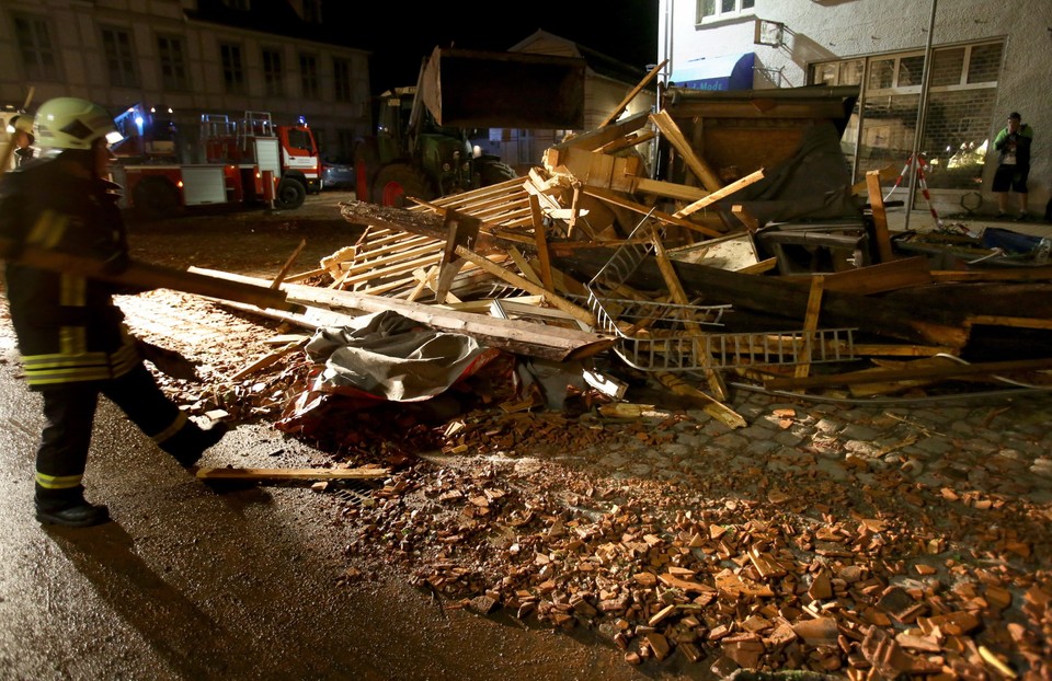 GERMANY WEATHER STORM (Heavy storm cuases damages in northern Germany)