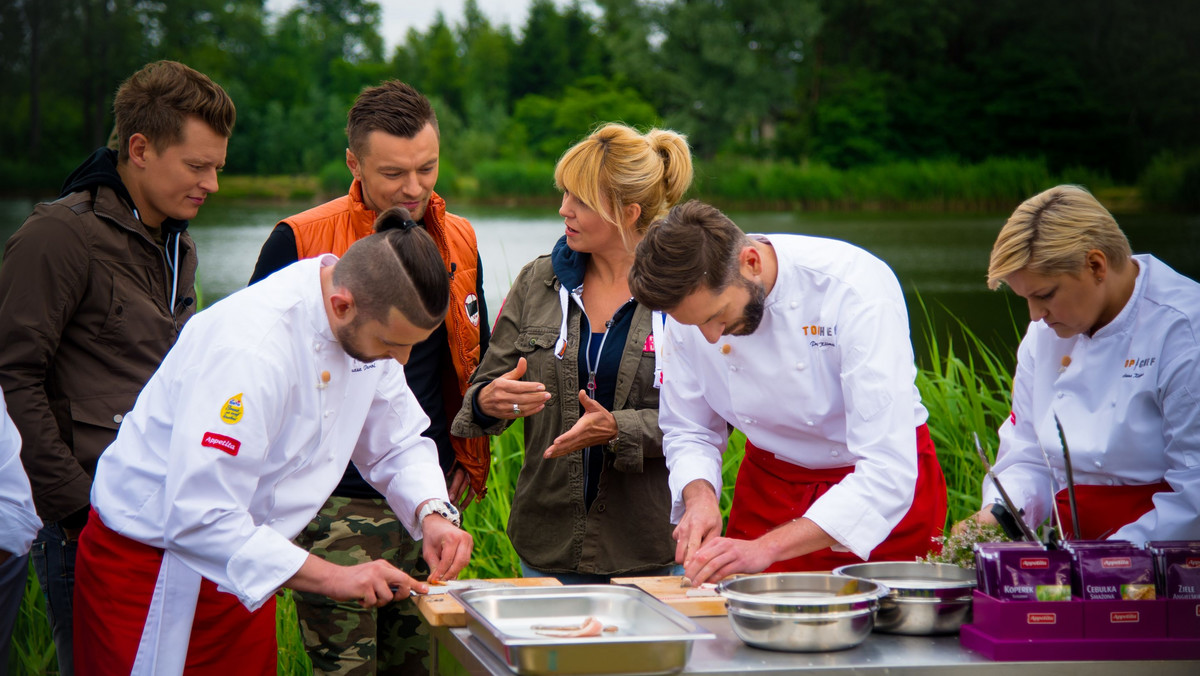 W czwartym odcinku "TOP Chef", na prawdziwy biwak zabiorą nas zapaleni wędkarze: Liber i Rafał Brzozowski, słynąca z umiłowania do podróży z plecakiem Ewa Wachowicz oraz dziennikarka kulinarna, podróżniczka i food producentka "TOP Chef" Małgorzata Molska.