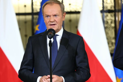 Tusk może mieć problem z KPO. Czas nie gra na jego korzyść