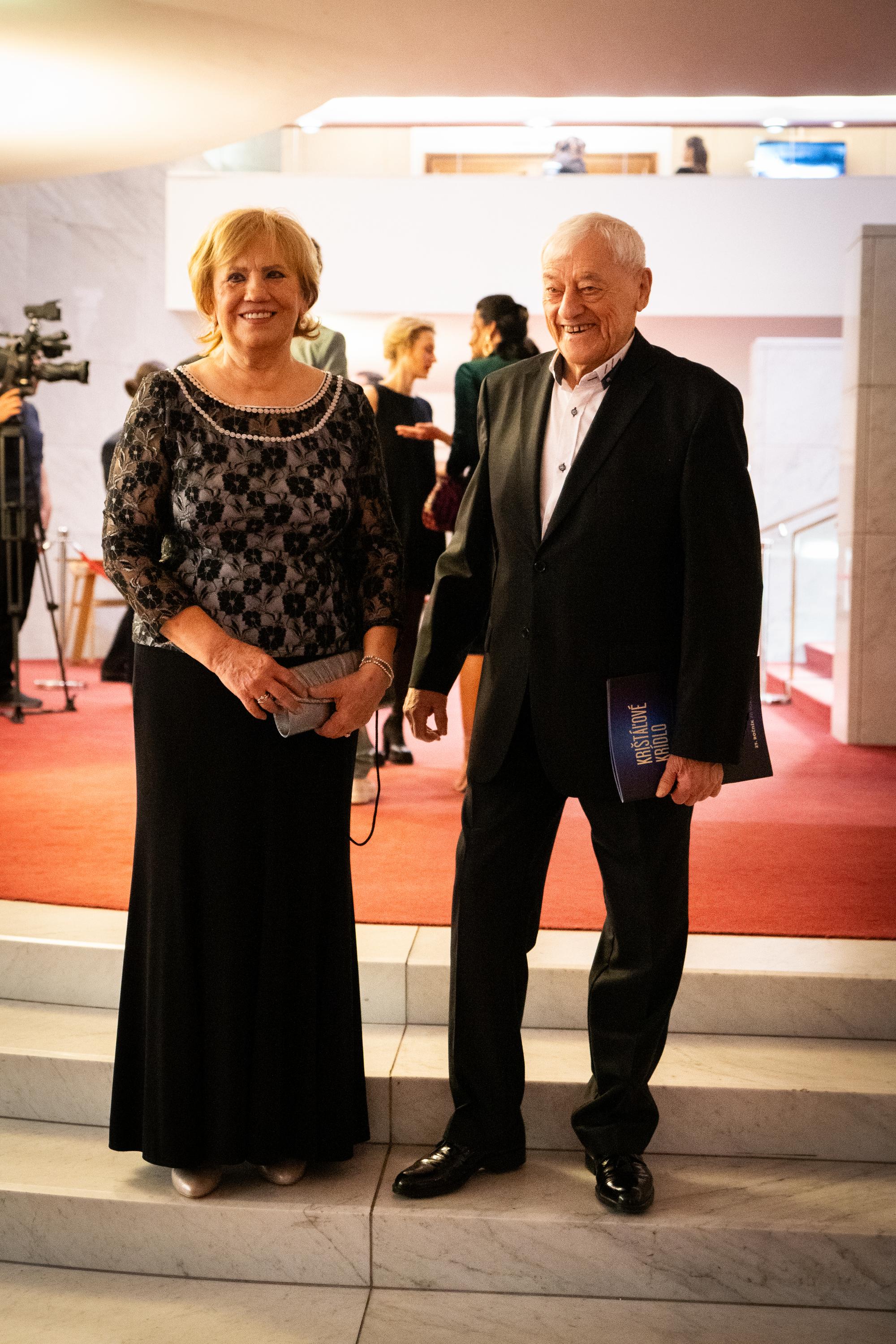 Galavečer Krištáľové krídlo - Jozef Golonka s manželkou Božkou.