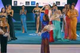 Kad su ljudi videli NOVU MIS ZIMBABVEA nastupilo je 60 SEKUNDI NEMOG ŠOKA: Narod   je "POLUDEO" OD GNEVA - kritike i uvrede ne prestaju da se nižu ni godinu dana posle izbora