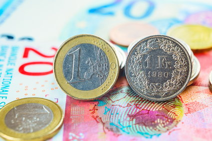 Frank szwajcarski droższy od euro. To nienajlepsze informacje dla frankowiczów
