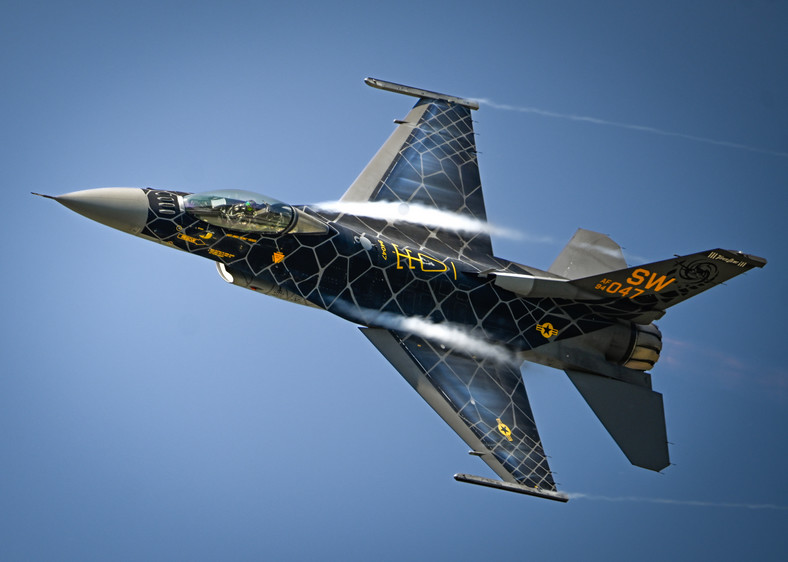 F-16 ze specjalnej jednostki Viper Demonstration Team