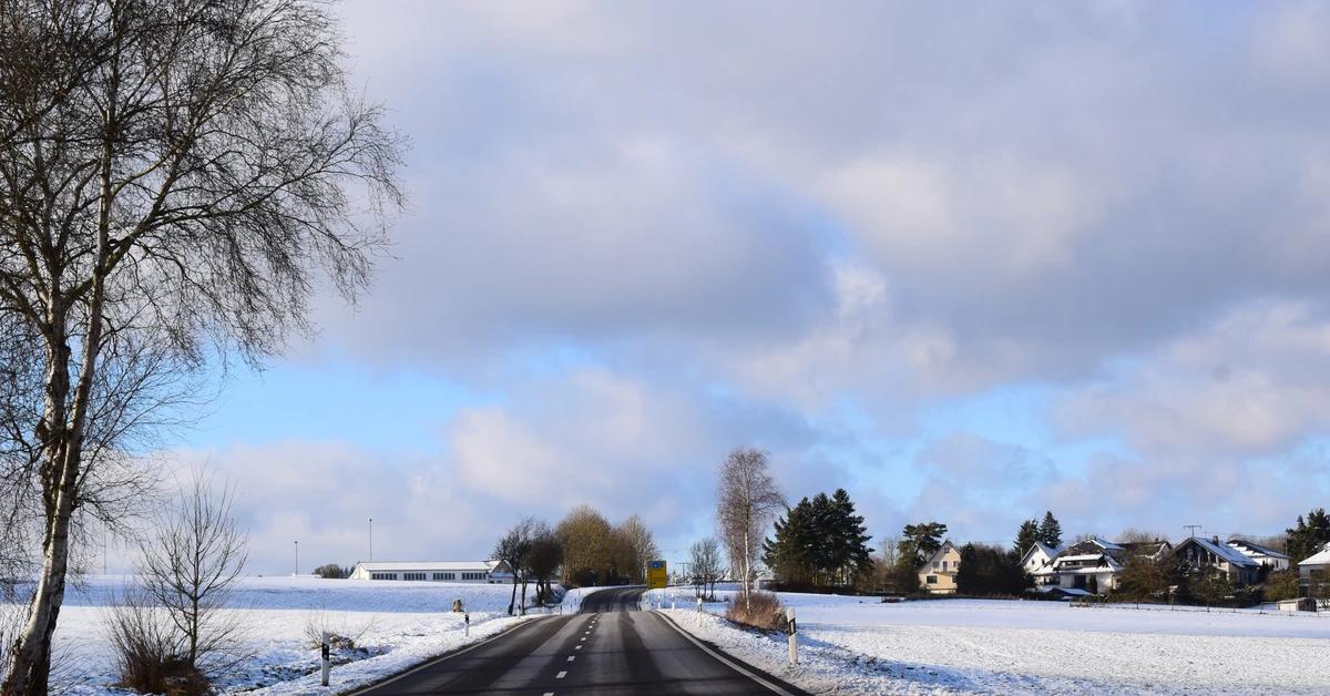 Alerty pogodowy w całej Polsce. Takich anomalii dawno nie było