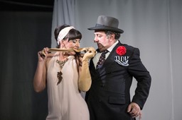 „Śmierć pięknych saren” Jana Szurmieja na kameralnej scenie Teatru Żydowskiego