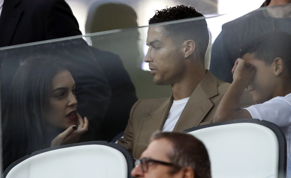 Cristiano Ronaldo z synem i partnerką Georginą Rodriguez