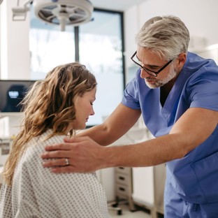 Három szó, amit soha ne mondjon rákos betegnek – ezekre figyelmeztet a pszichoonkológus