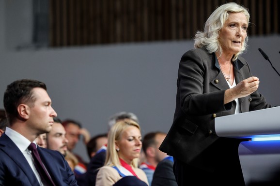 LE PEN NAJAVILA VELIKI OBRAČUN SA BRISELOM! Hoće da smanji ovlašćenja EU i obezbedi milijarde evra ušteda