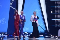 Gwiazdy na jesiennej ramówce TVP. Kasia Cichopek cała na biało, błyszcząca Beata Tadla