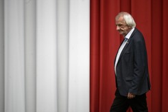 Terlecki: Nie zgodzimy na podatek od samochodów spalinowych