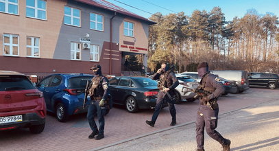 Atak w szkole na Mazowszu. Nożownik rzucił się na uczniów