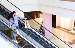 Niedziele handlowe 2025. Sprawdź, kiedy sklepy będą otwarte [TERMINY]