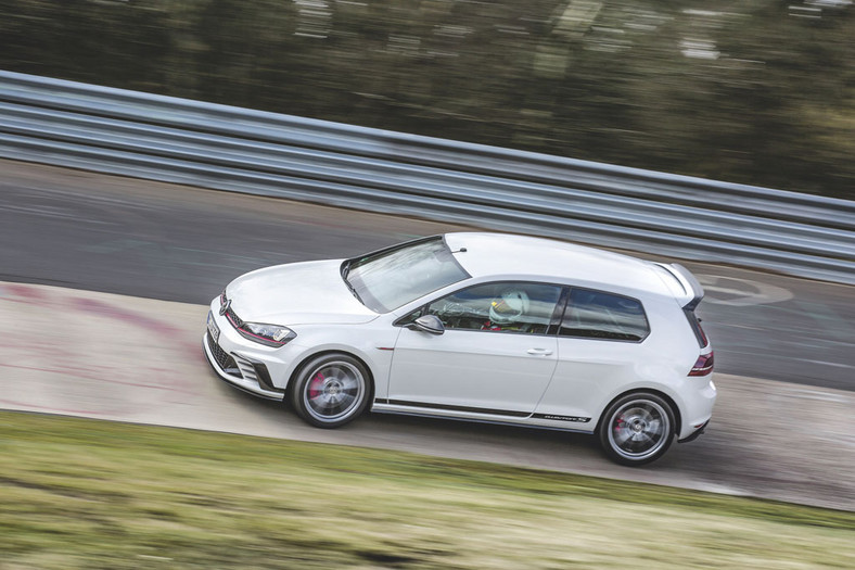 Volkswagen Golf GTI Clubsport S - 310 KM na urodziny