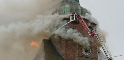 Pożar katedry w Gorzowie. Strażacy walczyli całą noc