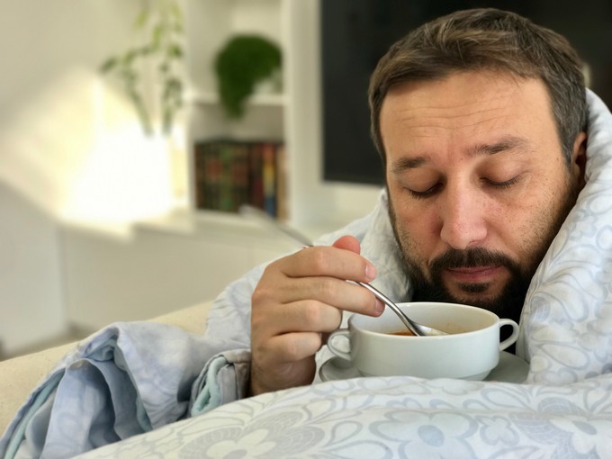 Húsleves és egyéb házi gyógymódok: valóban jók megfázás ellen, vagy csak placebok?