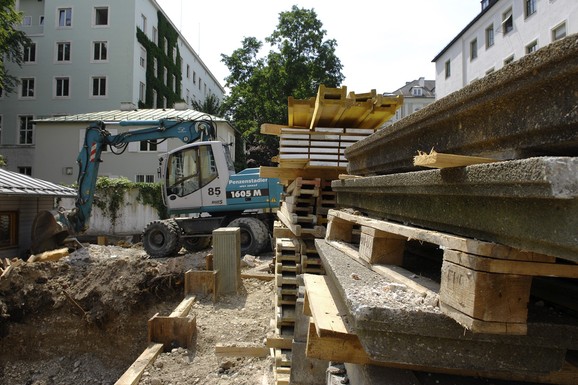 Čuveni Macola dobio dozvolu za novogradnju u Korenici, ali namena zgrade još čuva tajnu