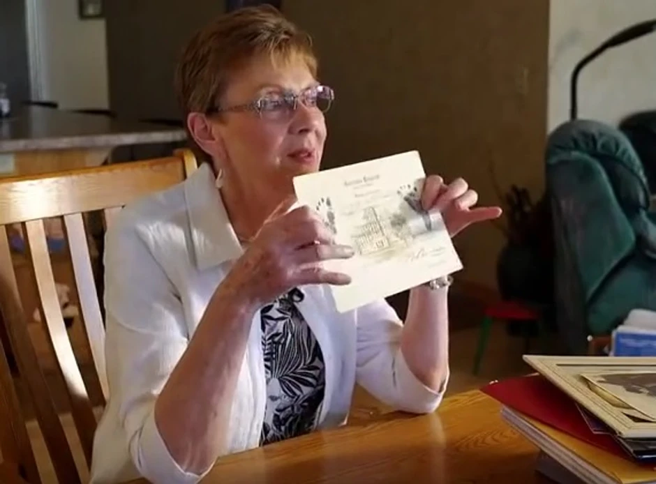 Linda Džordins je bila jedina riđokosa u porodici plavokosih